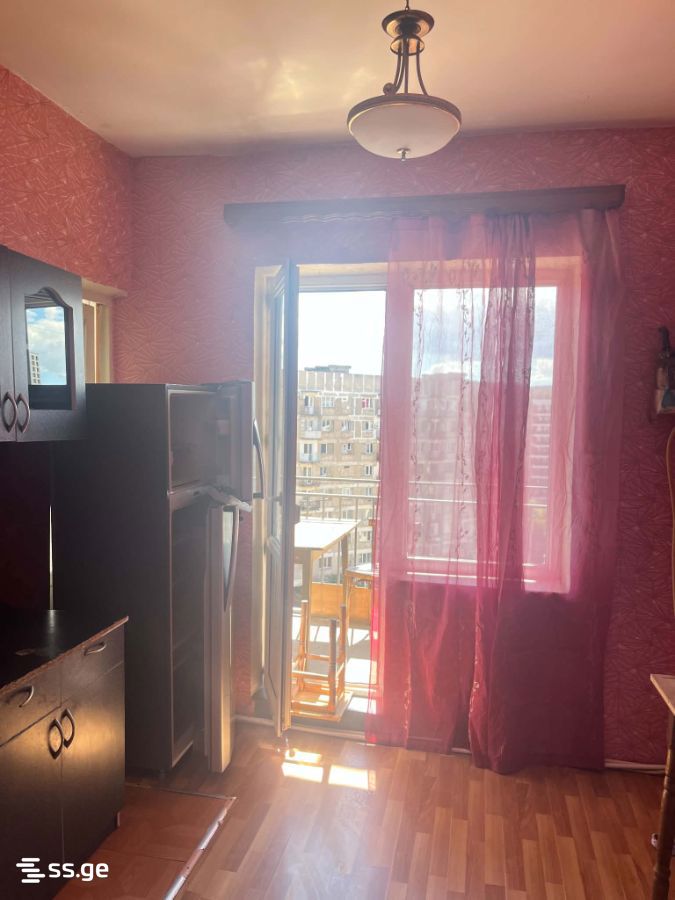 Archil Mephe st. 35 - 4 rooms
