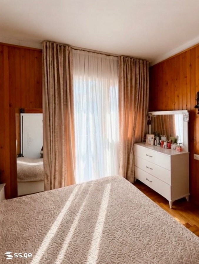 Airport road 90 - 3 rooms