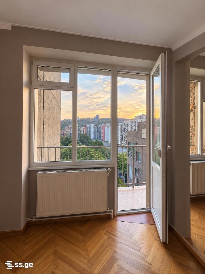 a.wereTlis avenue - 4 rooms