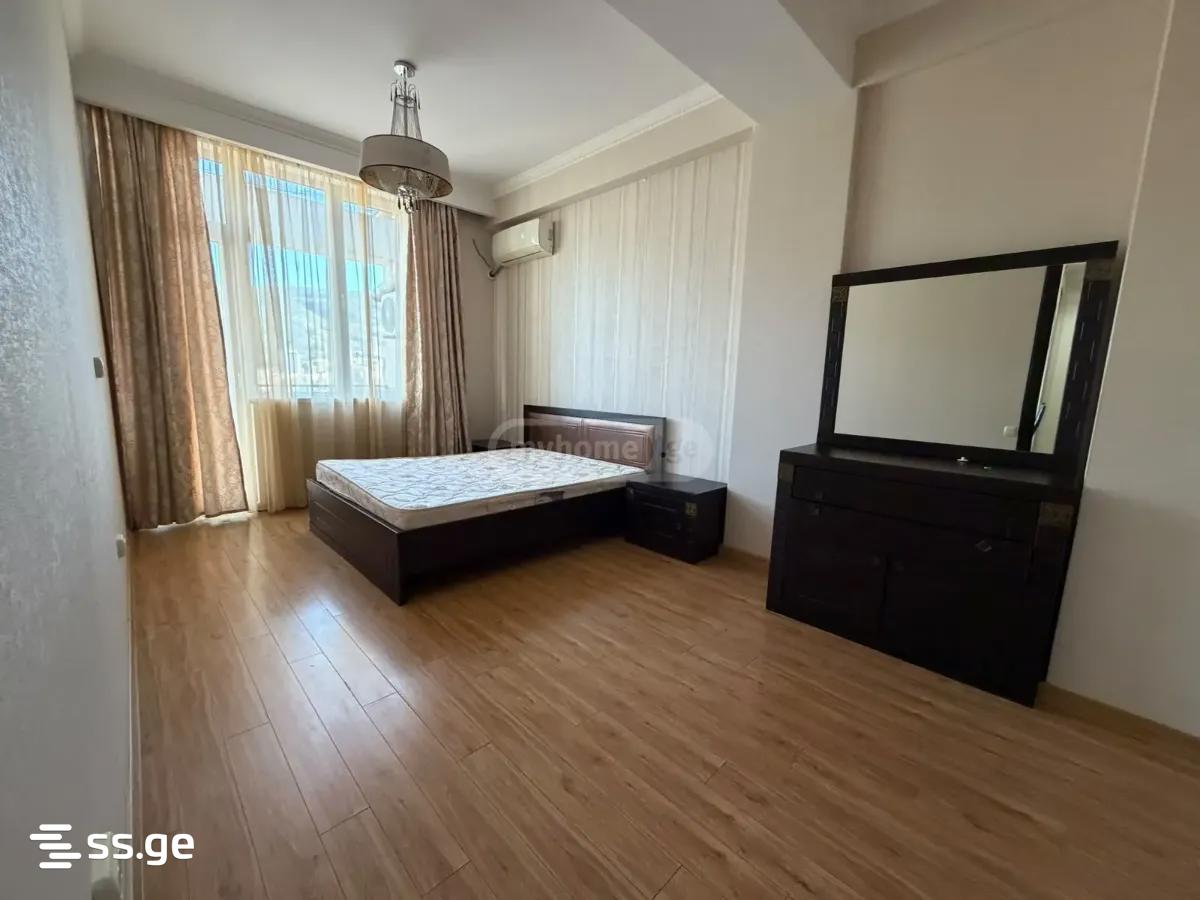 kutateladze st. 17 - 2 rooms
