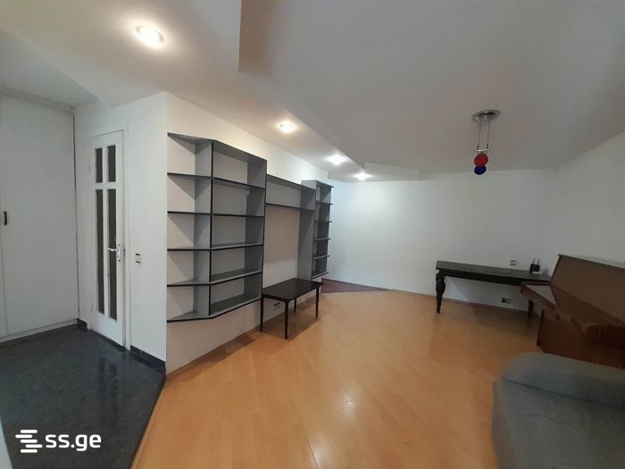 Chiladze st. 166/5 - 2 rooms