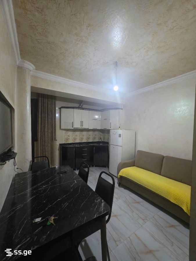 3 - 2 rooms