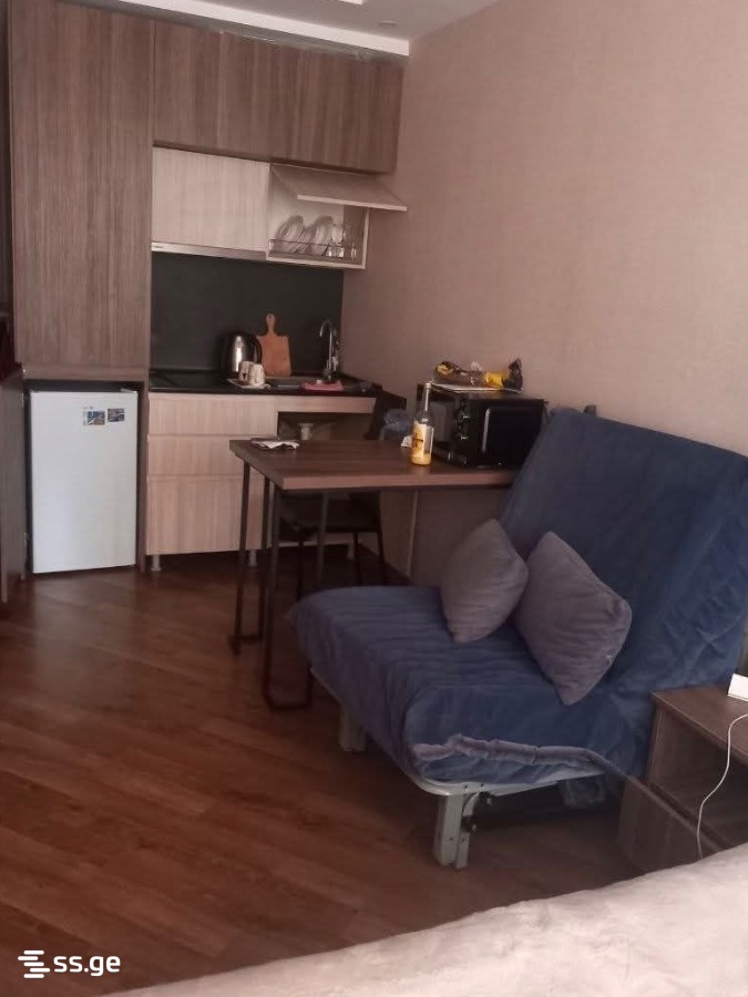 R. Nizharadze st. 18 - 1 rooms