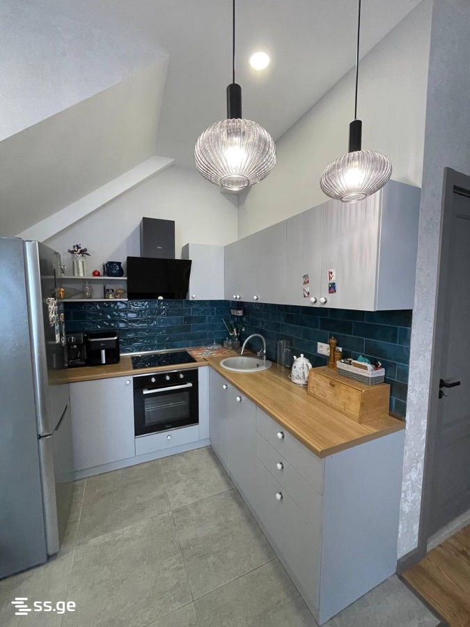 d. bakradze st. 20 - 3 rooms