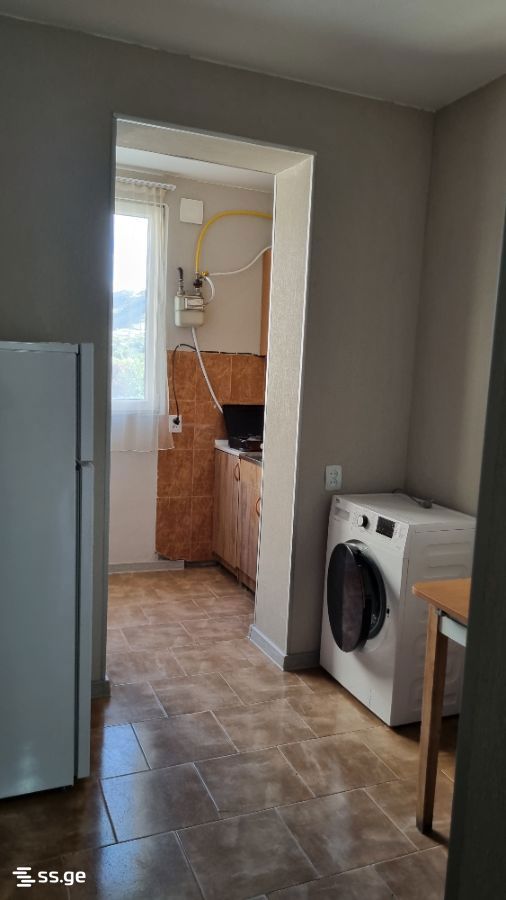 dumbadze ave 4ა16კორპუსი - 1 rooms