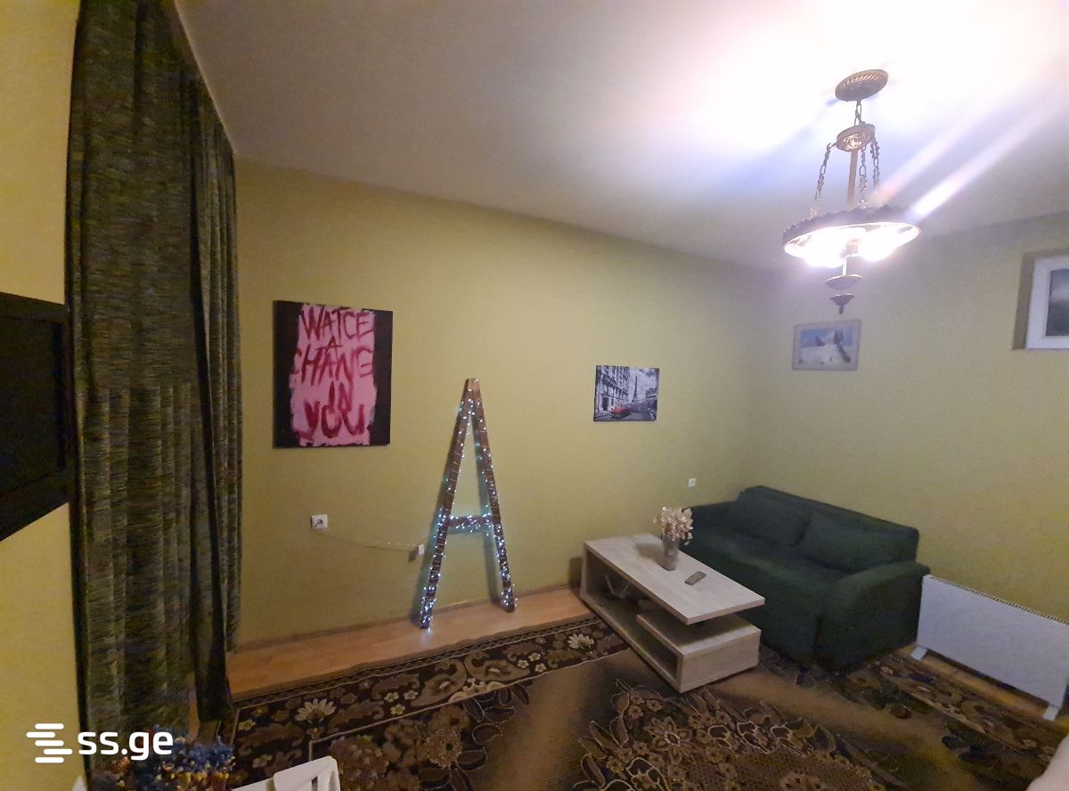 akhospireli st. 5 - 1 rooms