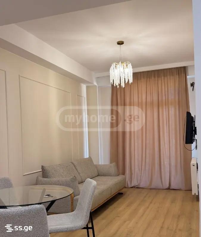 Kosmonavtebi coast - 2 rooms