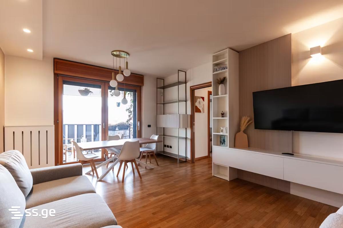 Taktakishvili St 12 - 3 rooms