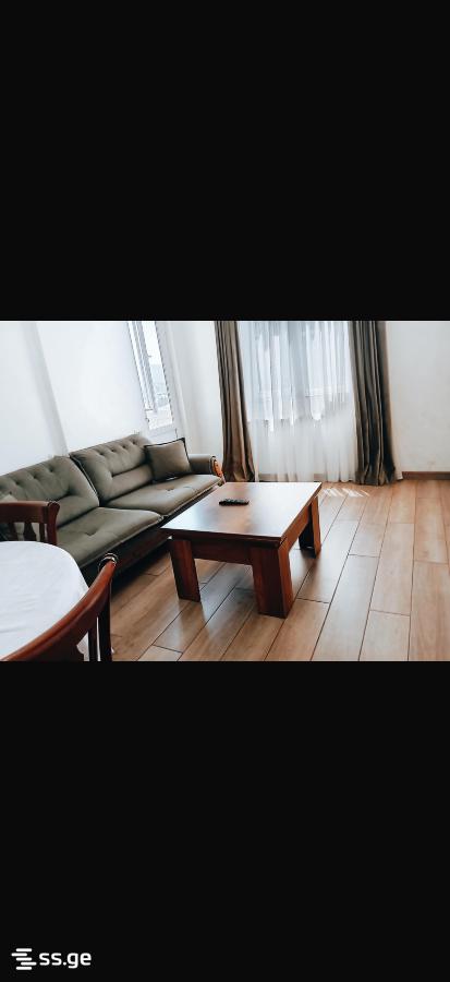 10-12 - 3 rooms