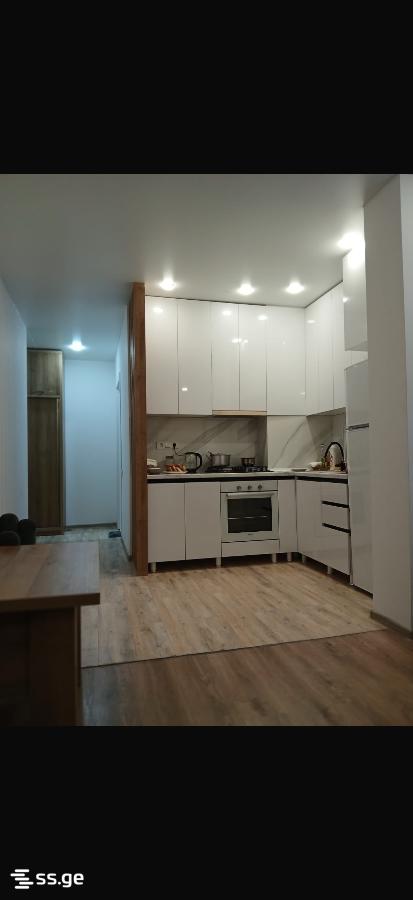 10 - 2 rooms