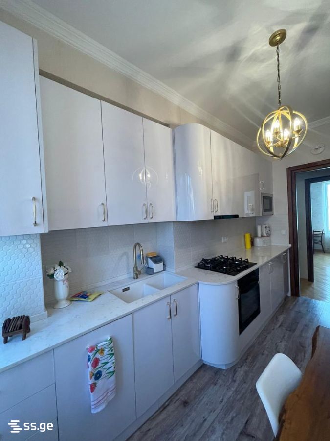 i. nikoladze st. - 3 rooms