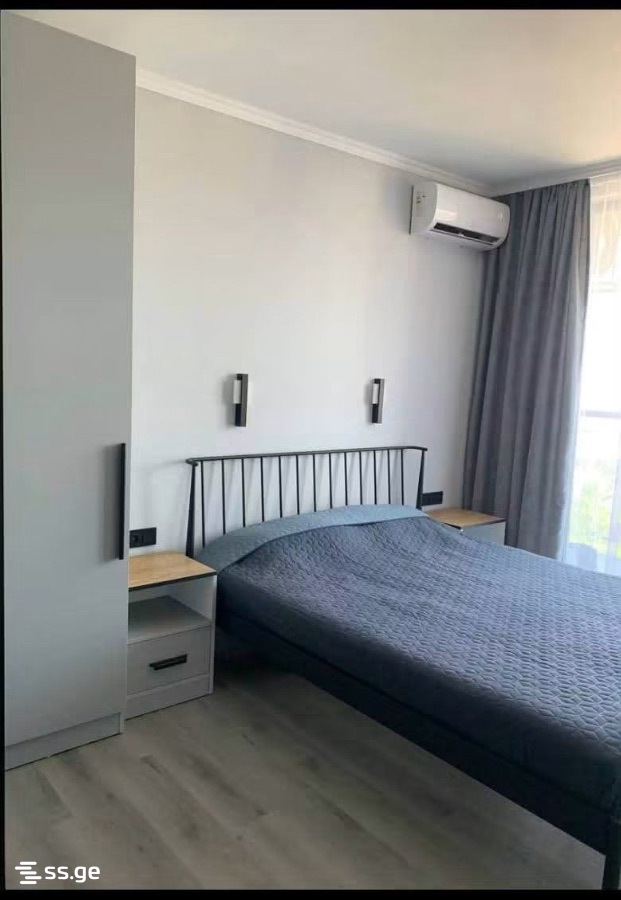 D. Mamuladze st. 19 - 1 rooms