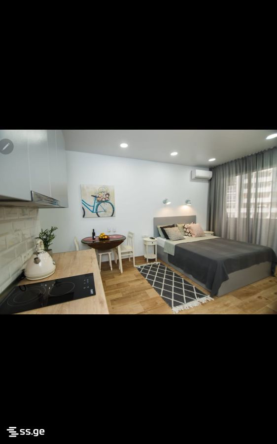 3 - 3 rooms
