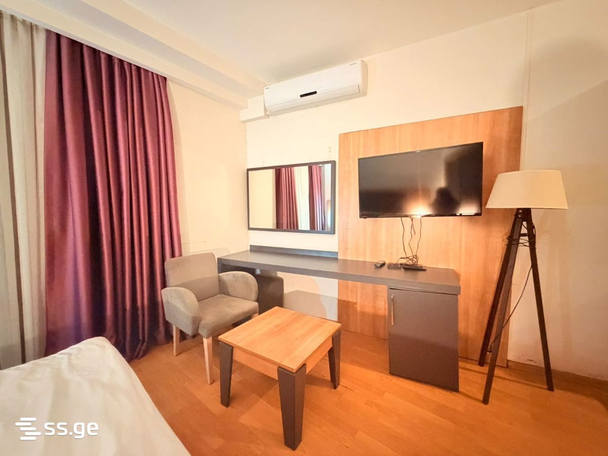 Lech and Maria Kaczynski street 1 - 1 rooms