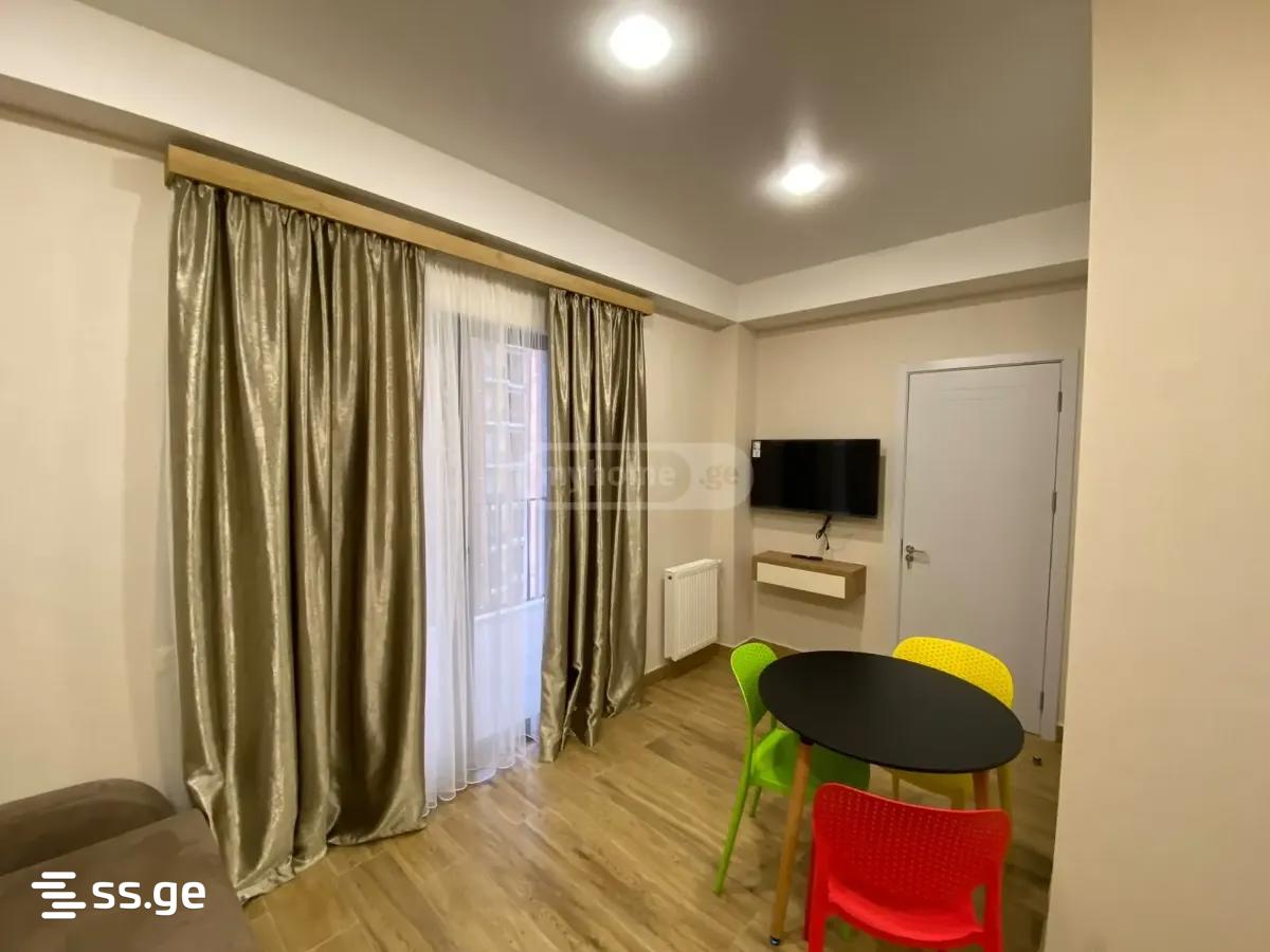 Asi atasi mocame st. // - 2 rooms