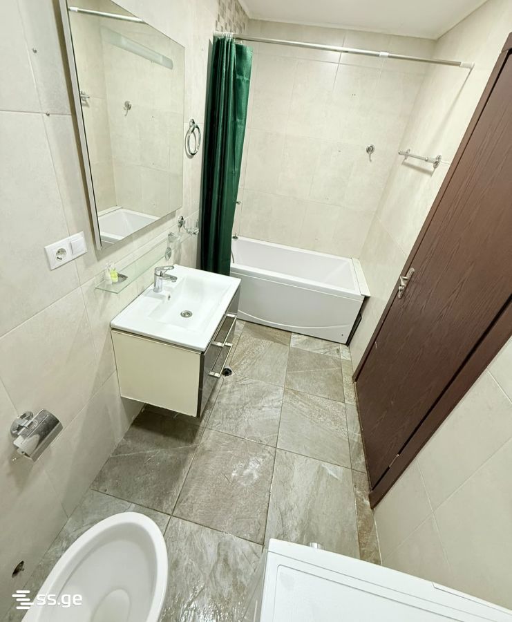 4 - 3 rooms