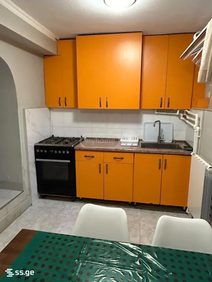 Dolidze st. 11 - 3 rooms