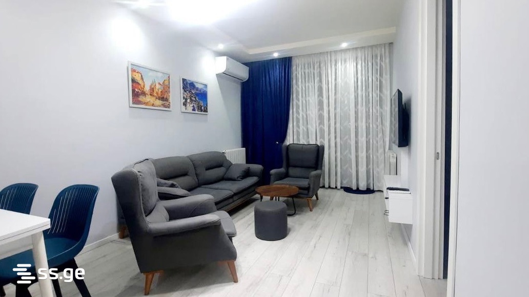 4 - 3 rooms