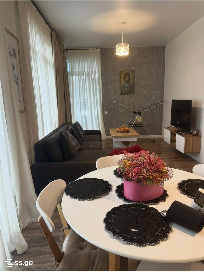 Lech and Maria Kaczynski street 7 - 3 rooms