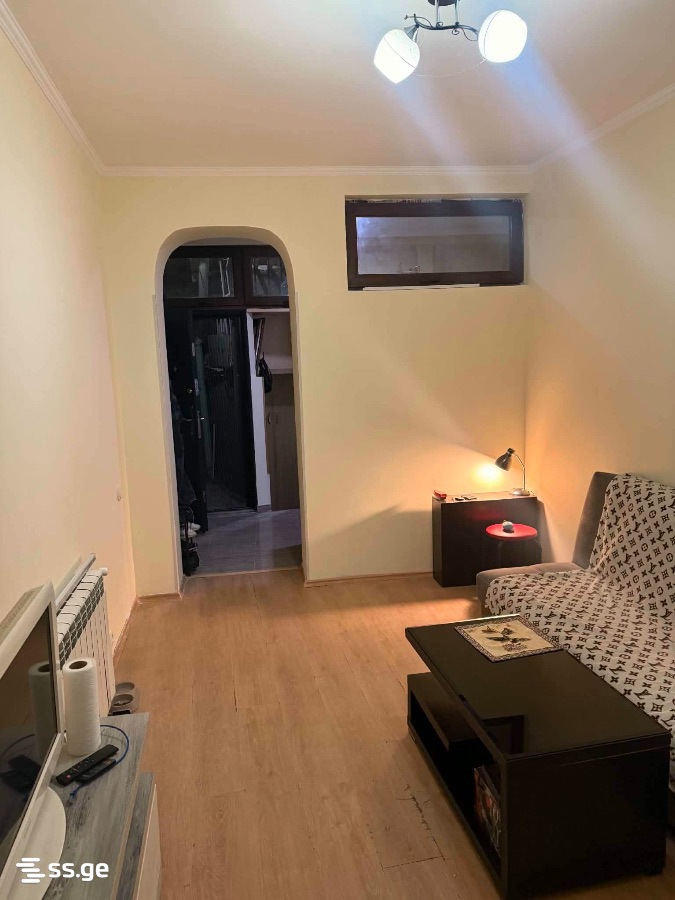 tolstoi st. - 2 rooms