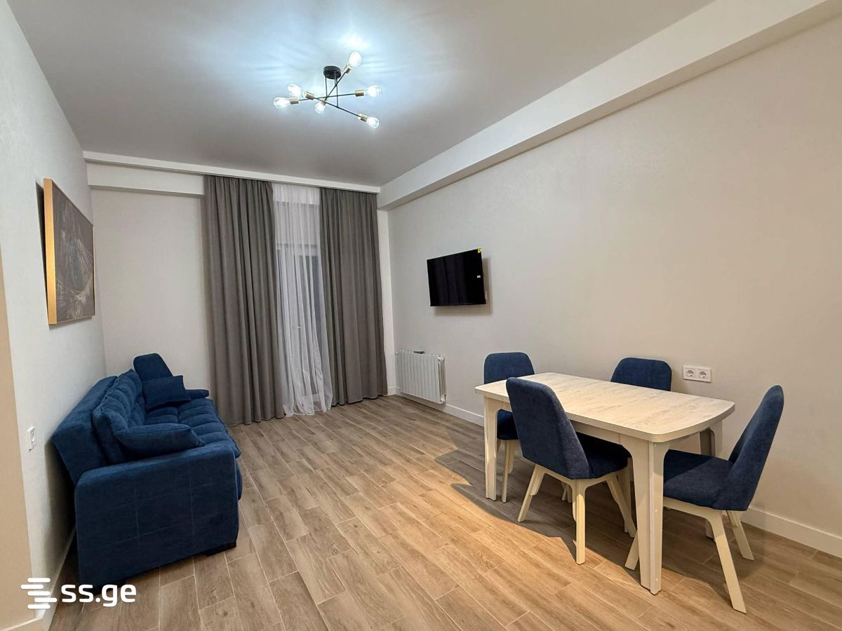 chkondideli st. 34 - 3 rooms