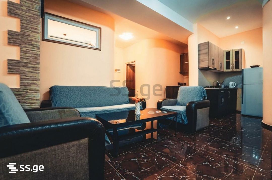 Firosman St. 1a - 3 rooms