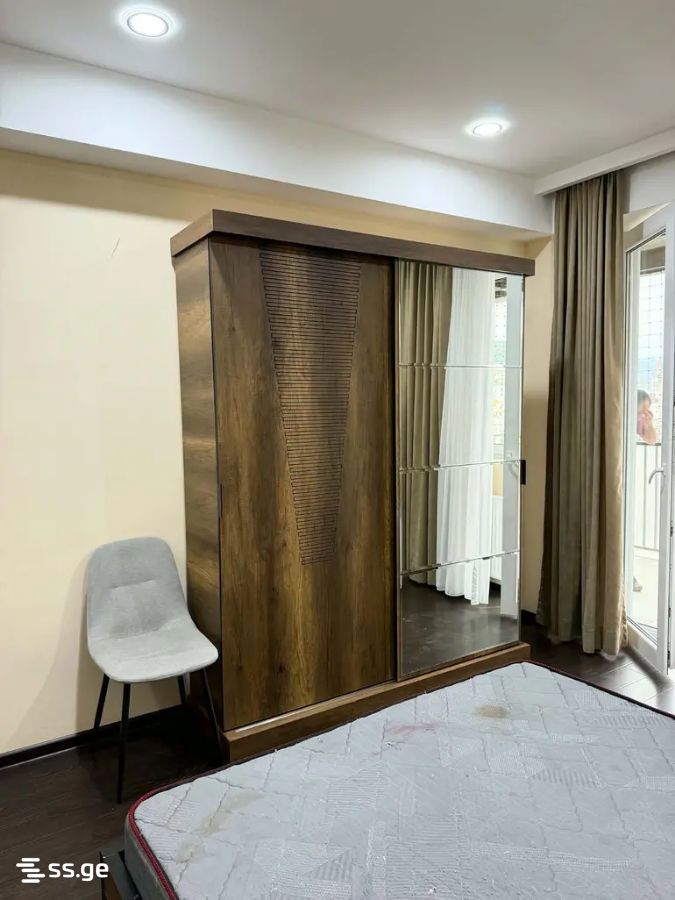 parnavaz mepe avenue 2 - 3 rooms