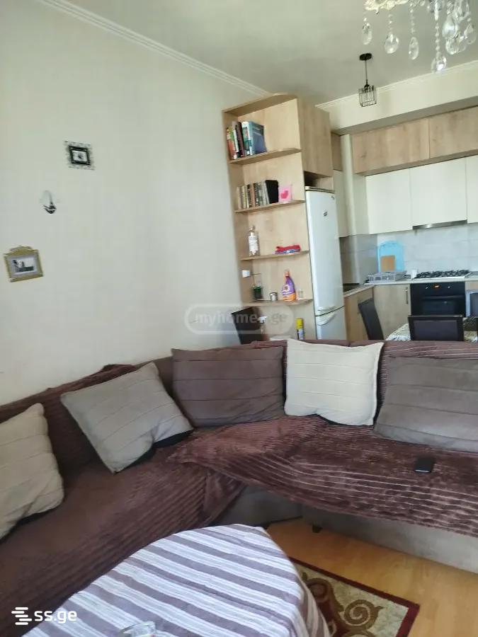 bakradze st. 6 - 2 rooms