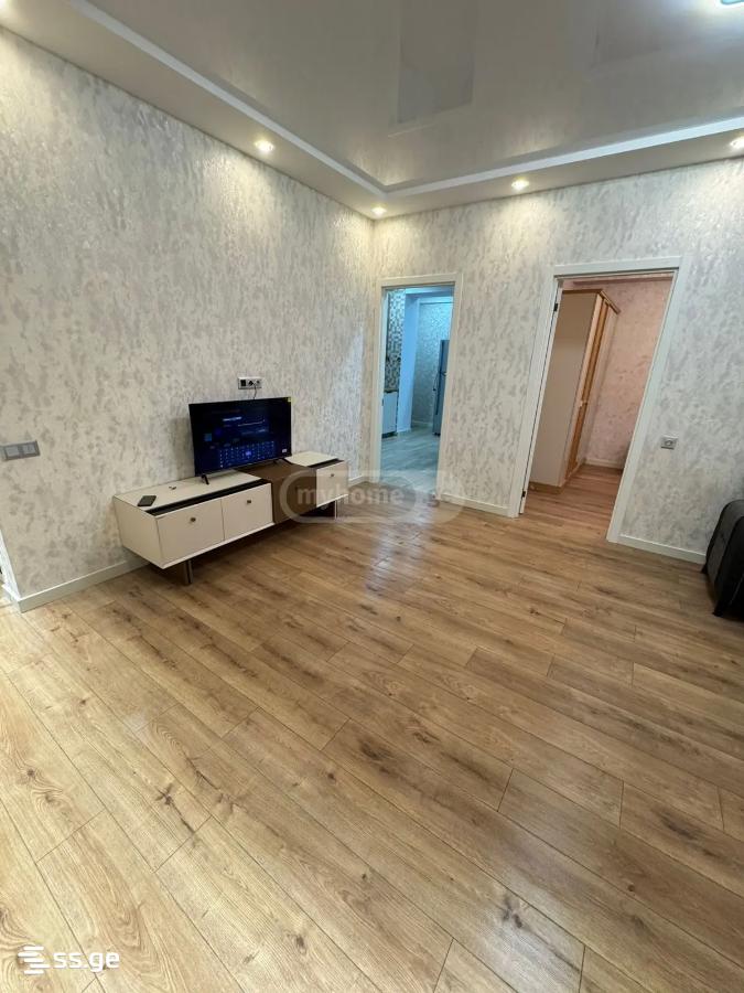petre imeri st. 30 - 3 rooms