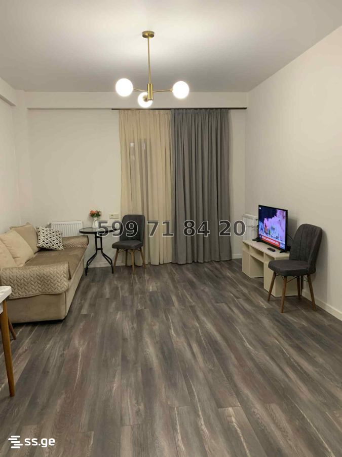 chkondideli st. 40 - 2 rooms