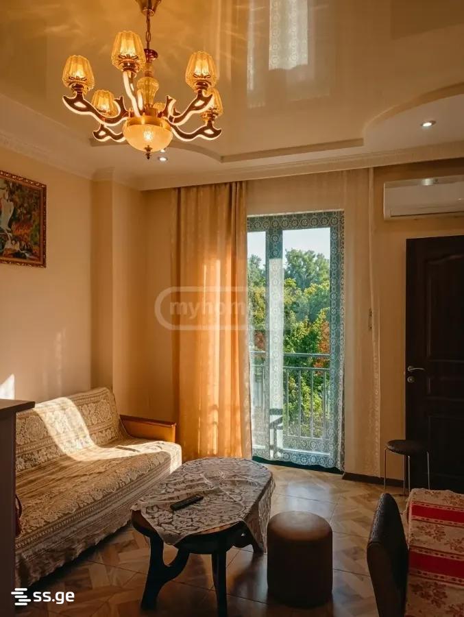 Kh. Akhvlediani st. 1 - 3 rooms