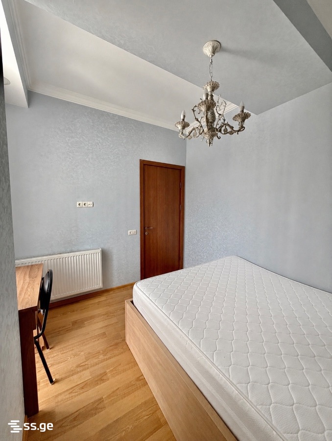 Politkovskaya St (jikia st.) 4 - 3 rooms