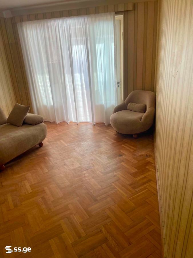 Ts. Dadiani st. (nadzaladevi) 34 - 4 rooms