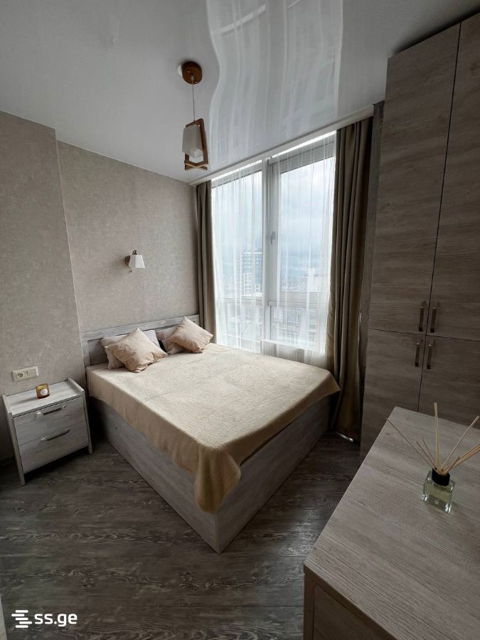 1 - 1 rooms