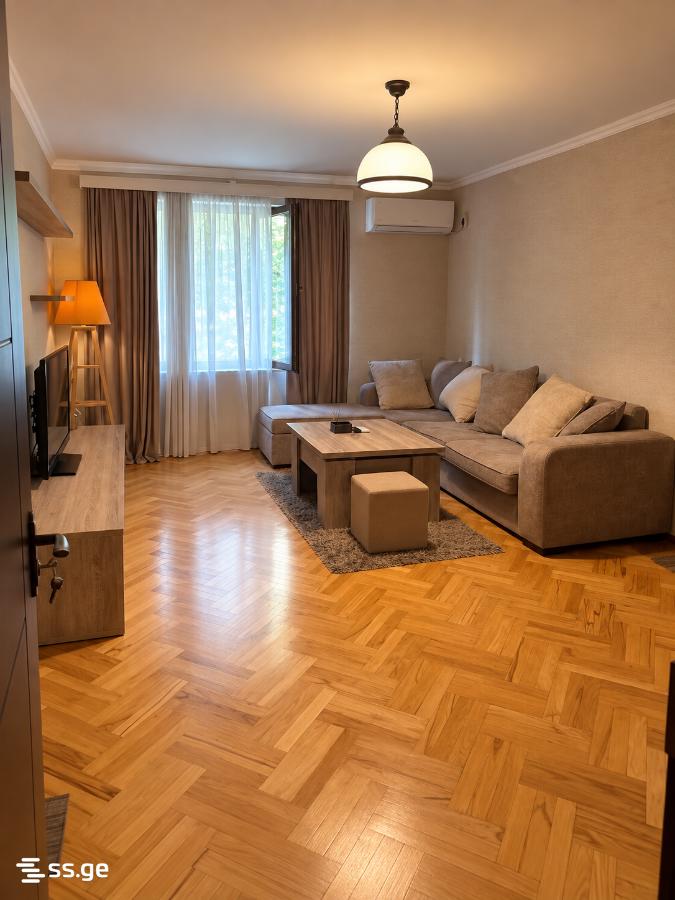 budapeshti st. 3ბ - 3 rooms