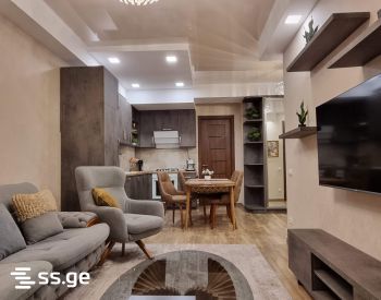 Khomli st. 1 - 3 rooms