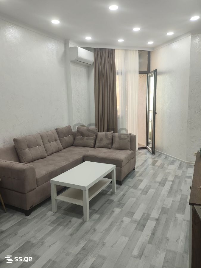Lech and Maria Kaczynski street 25 - 2 rooms