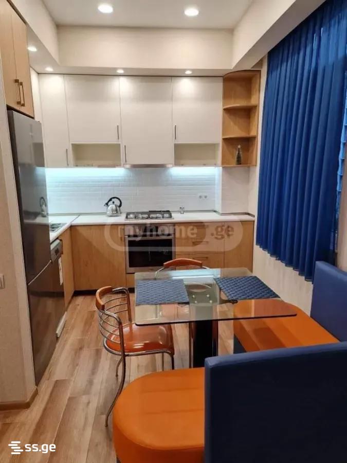 chkondideli st. 36 - 3 rooms