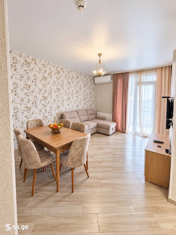 Lortkipanidze st. 24 - 3 rooms