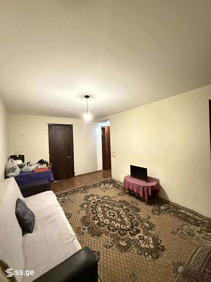 Block II - Vazha-Pshavela - 4 rooms