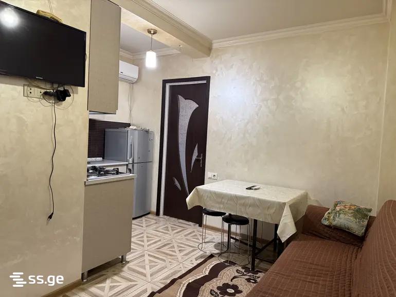 10 - 2 rooms