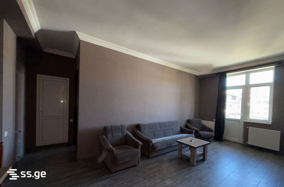 Fanjikidze st. - 3 rooms