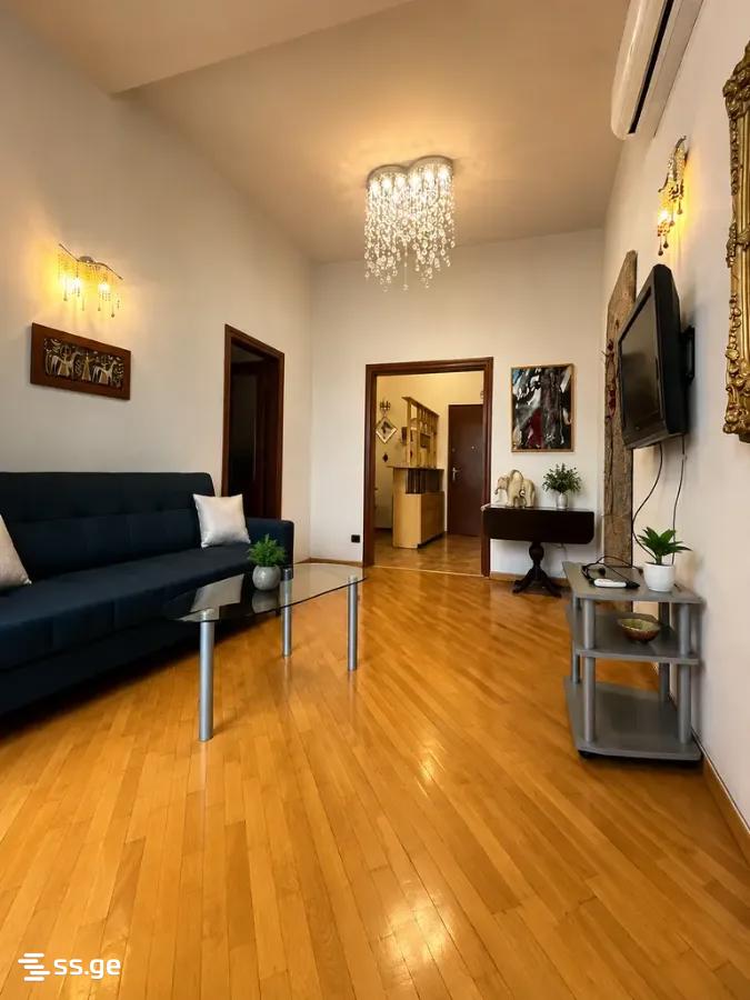 Gr. Robakidze Ave 7 - 3 rooms