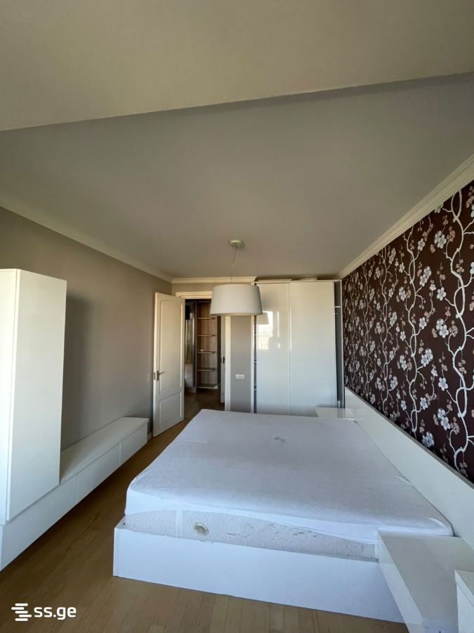 nucubidze III plato ,,,, - 3 rooms