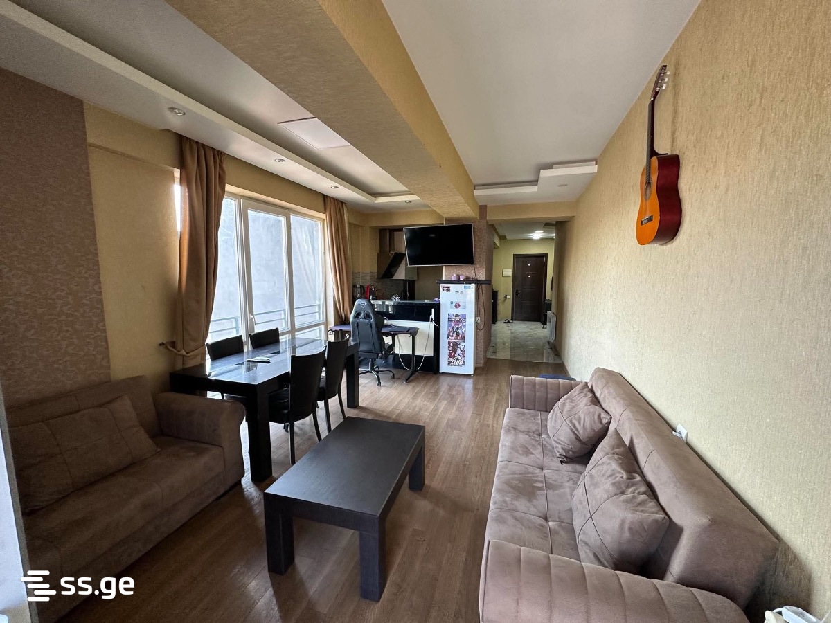 Aphaqidze st. 11 - 3 rooms