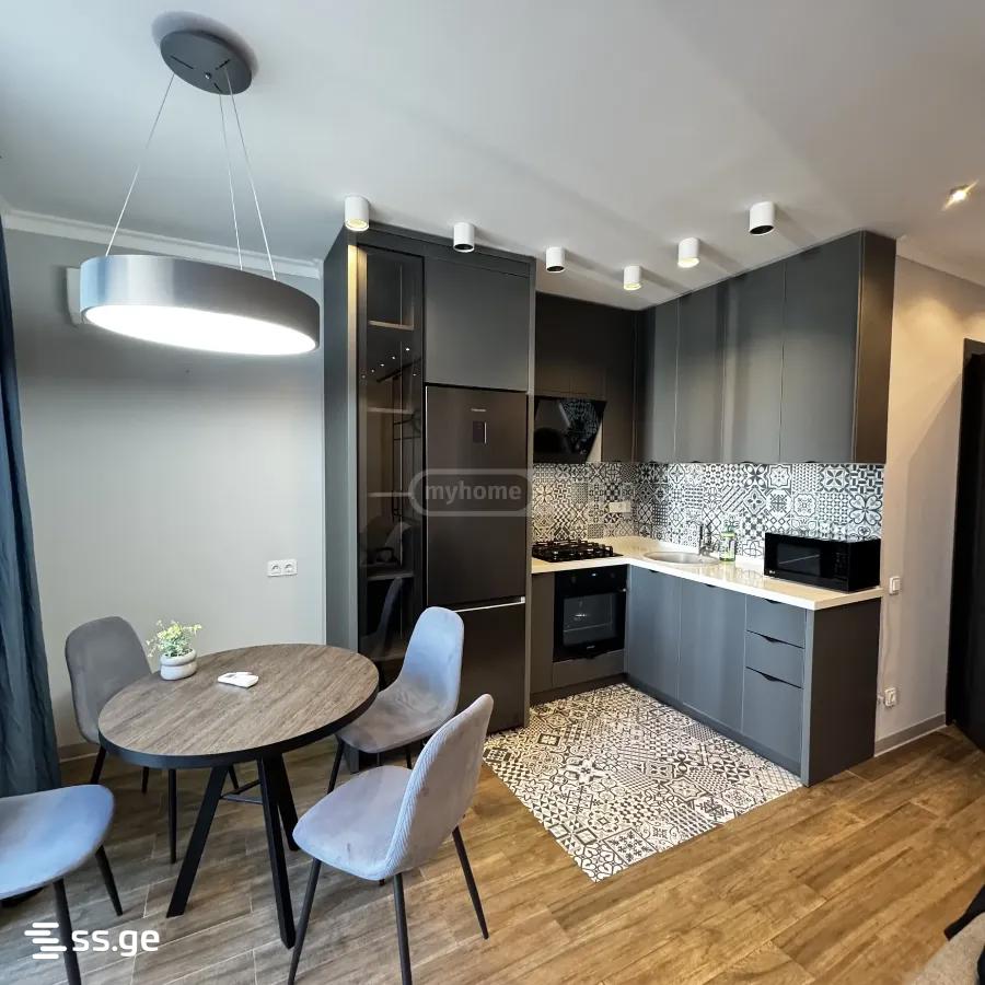 Lech and Maria Kaczynski street 0 - 2 rooms