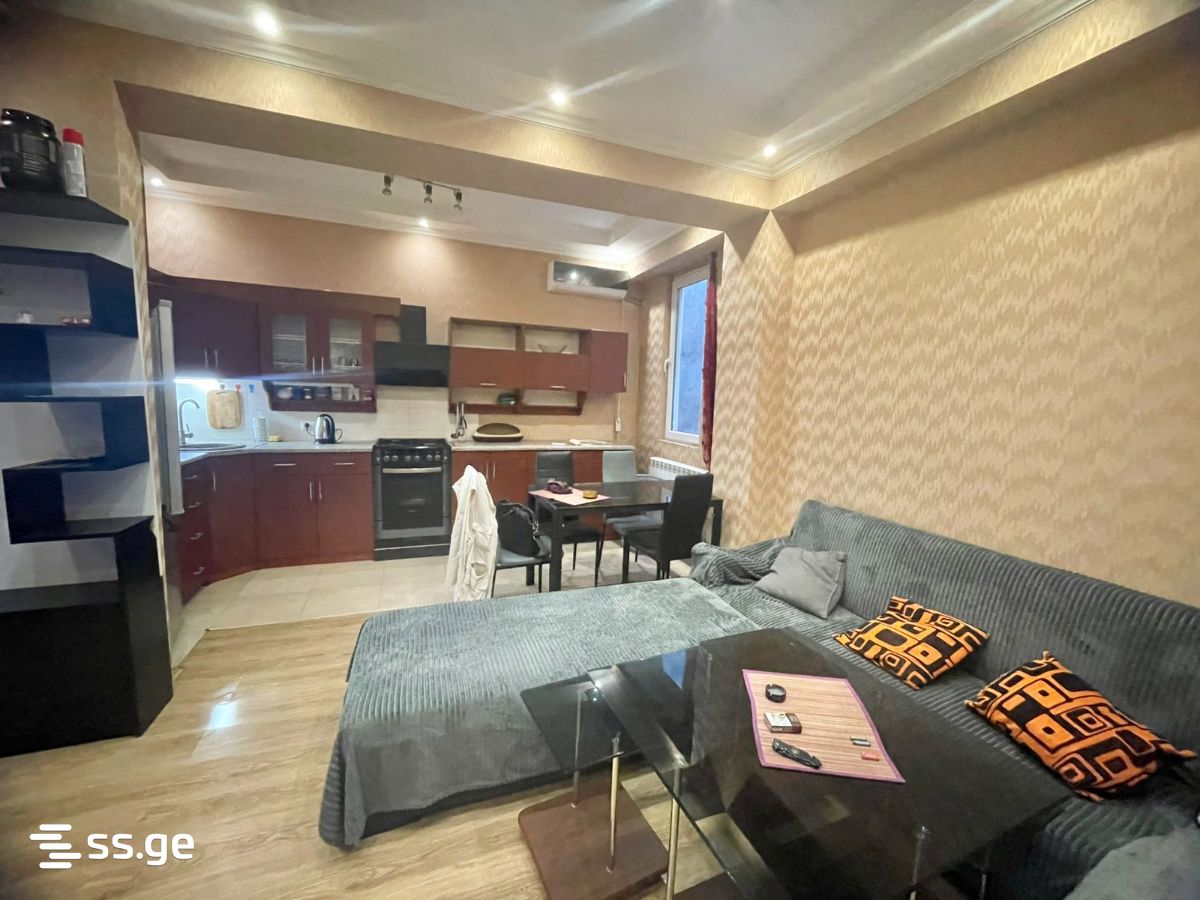 kandelaki st. 9 - 3 rooms