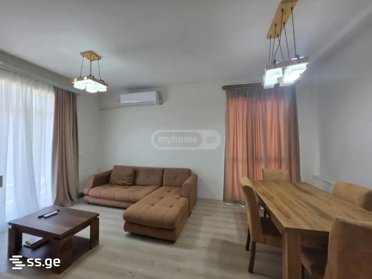 Bob walsh st. - 3 rooms