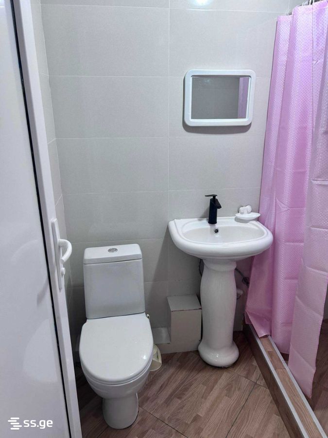 a.wereTlis avenue - 1 rooms