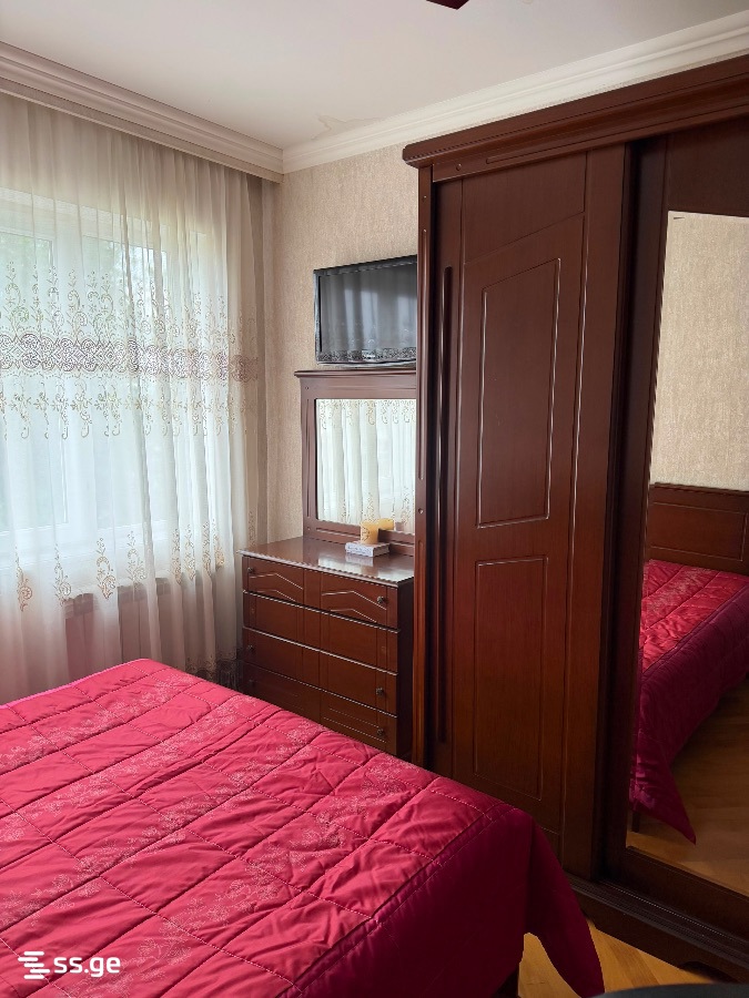 94 - 4 rooms
